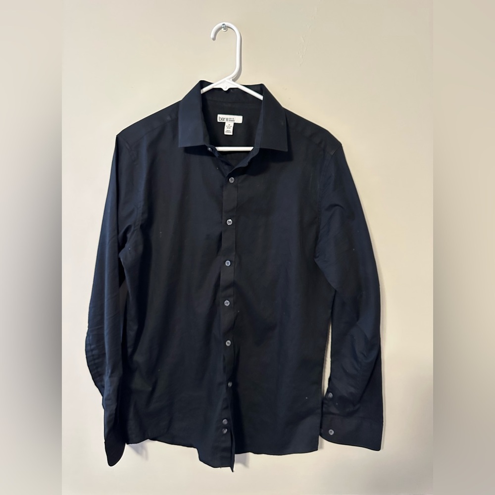 Bar III Men’s button down shirt